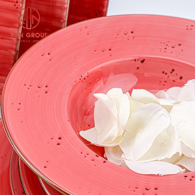 Different Inch High Quality Hotel Catering Hat Shape Ceramic Round Pasta Soup Plate Wholesale Restaurant Dinner Plate