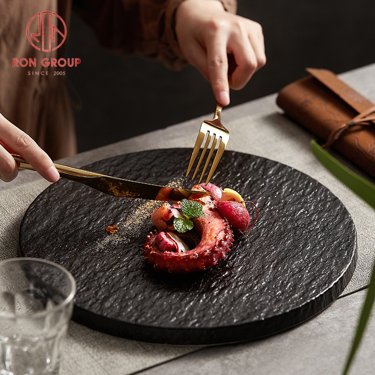 Modern Style Minimalism Round Porcelain Dining Plate Set French Appetizer Snack Steak Plates For Restaurant
