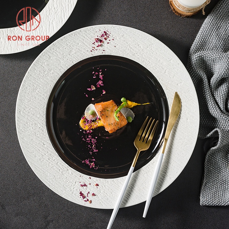 Elegant Style Black White Porcelain Dining Table Plates Wedding Banquet Restaurant Charger Plates Wholesale