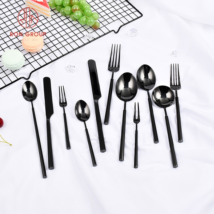 Cheap Price Metal Steak Knives Forks Spoons Silverware Restaurant Hotel  Wedding Stainless Steel Flatware Black Cutlery Set