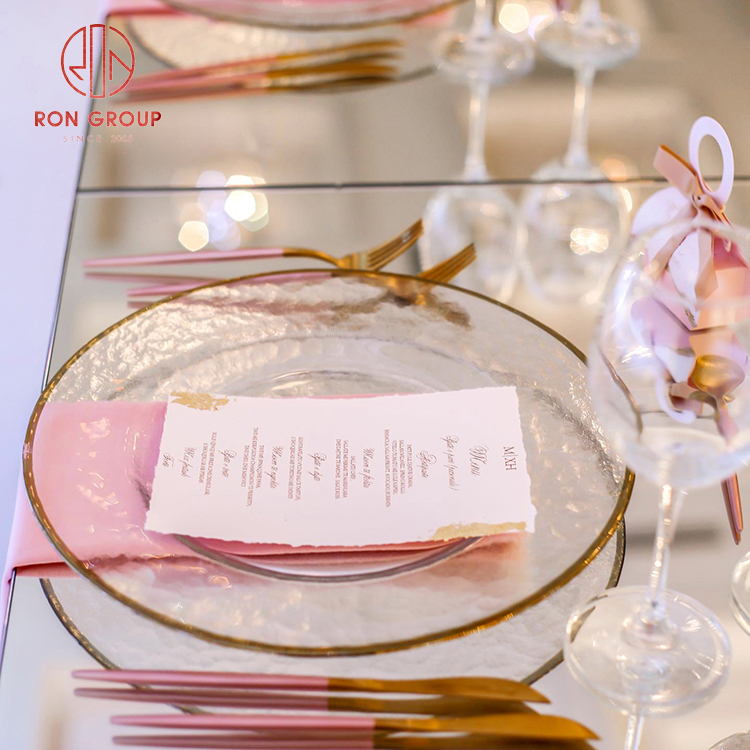 Luxury Hand-Painted Gold Rim Glass Charger Plate - Elegant Transparent Wedding Collection