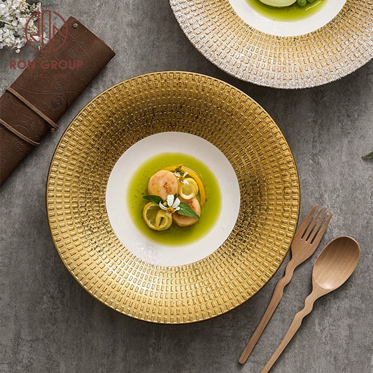 Full-Gold Checkerboard Wide-Rim Dinner Plate – Luxe Ceramic Tableware for Hotel & Restaurant Service