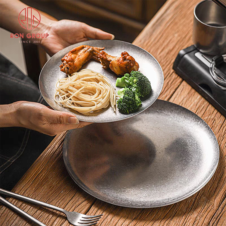 Water-Wave Stainless Steel Dinner Plate – Stylish Metal Serving Plate for Restaurant Fried Food & Catering