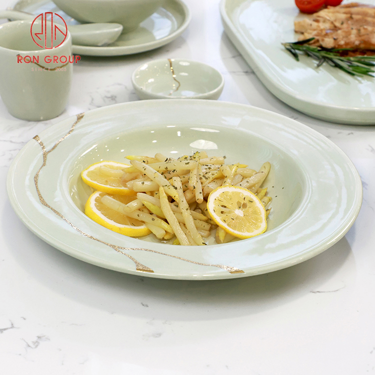 Sage Green Deep Pasta Plate with Crackle-Line Accent – Elegant Ceramic Bowl Plate for Restaurant Service