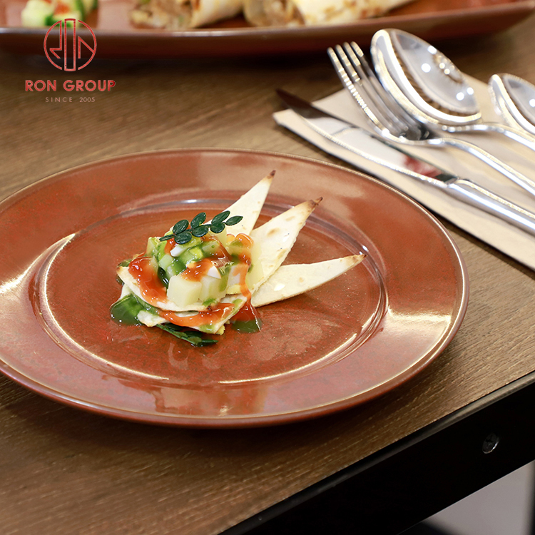 Custom Rustic Brown Stoneware Plates with Artisan Glaze for Professional Restaurant Service