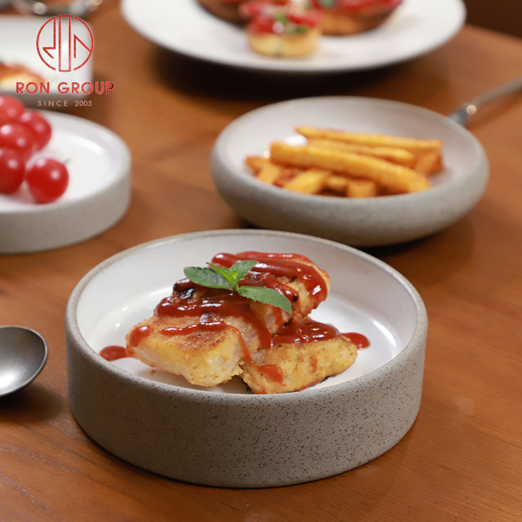 White Glazed Stoneware Side Dish Bowl for Restaurant and Casual Dining