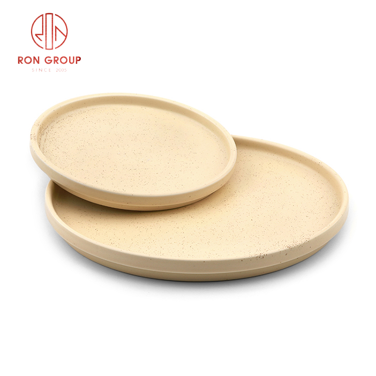 Cream Beige Porcelain Dinnerware Set with Vintage Glaze for Restaurants and Cafés