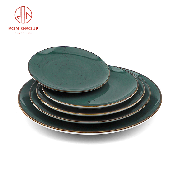 Deep Green Stoneware Dinnerware Set with Rustic Rim for Professional Restaurants and Hotels