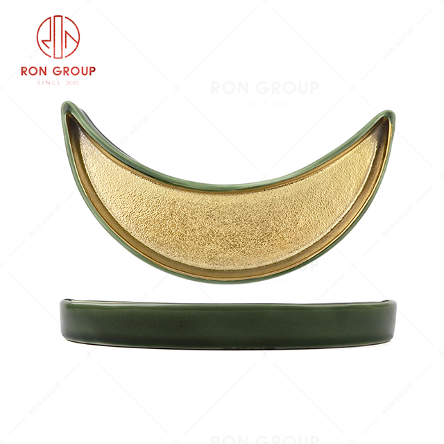 Beautiful design elegant popular Michelin-starred restaurant banquet wedding tableware luxurious Moon Shallow Plate