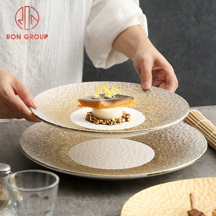 Full-Gold Hammered Straw-Hat Soup Plate Set – Wide-Rim Deep Ceramic Plates for Hotel & Restaurant Plating