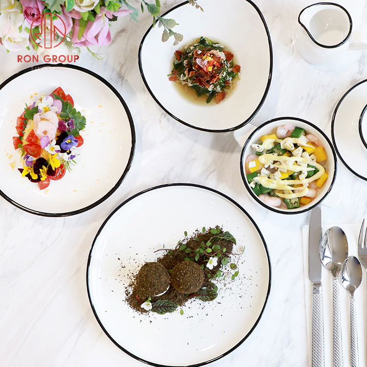 Minimalist White Stoneware Plates with Grey Rim Texture for Modern Restaurant Dining