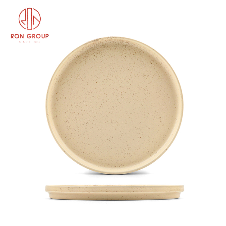 Cream Beige Porcelain Dinnerware Set with Vintage Glaze for Restaurants and Cafés