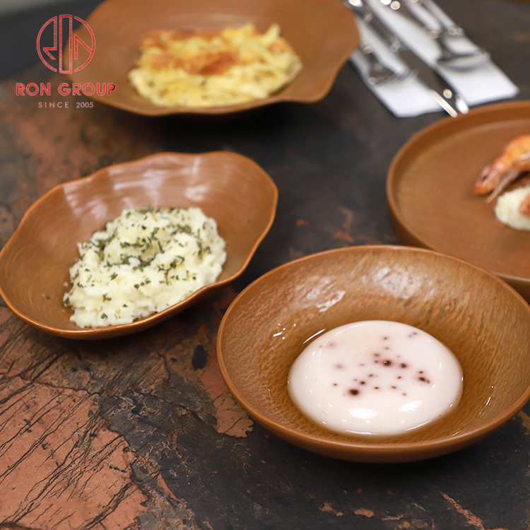 9-Inch Luxury Salad Shallow Bowl – Gold-Speckled Ceramic Serving Bowl for Hotel & Restaurant