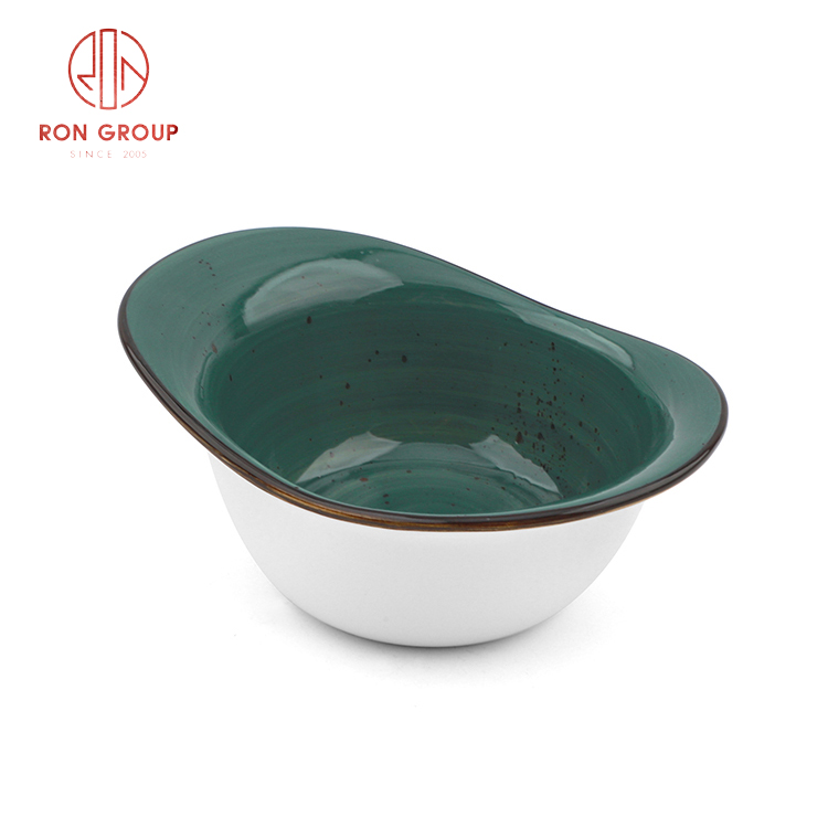 Deep Green Stoneware Dinnerware Set with Rustic Rim for Professional Restaurants and Hotels
