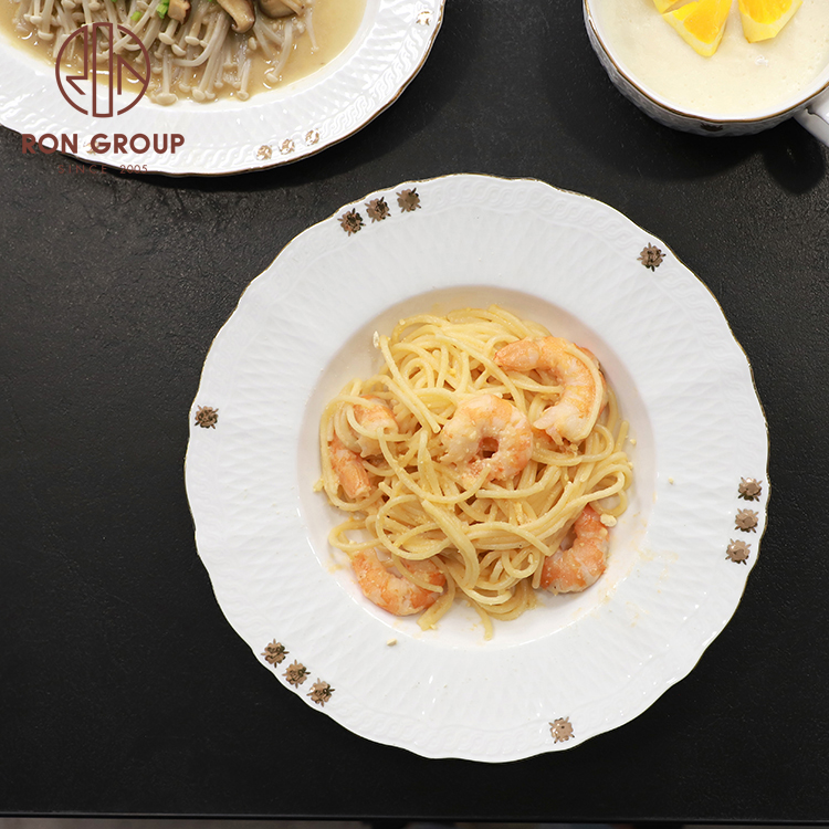 White Embossed Rim Dinner Plate with Gold Dot Accents – Food-Grade Ceramic Tableware for Hotel & Restaurant