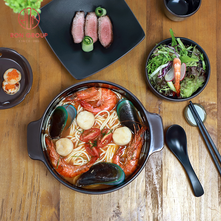 Black Melamine Restaurant Dinnerware Set – Modern Plates, Bowls & Tableware for Commercial Dining