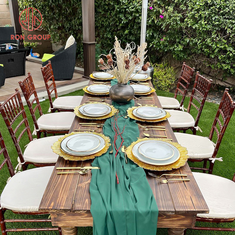 Luxury Low-Transparency Frosted Glass Charger Plate for High-End Banquets