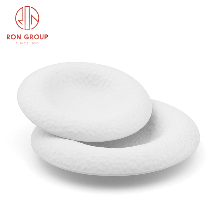White Textured Ceramic Dinner Plates for Hotels, Catering, and Western-Style Restaurants