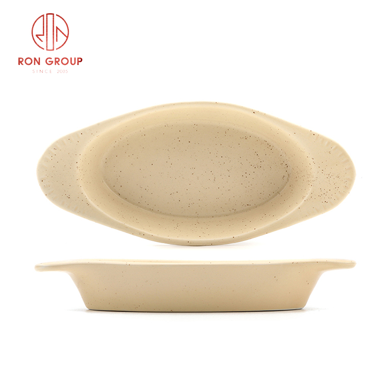 Cream Beige Ceramic Dinnerware Set for Restaurants, Cafés, and Modern Catering Service