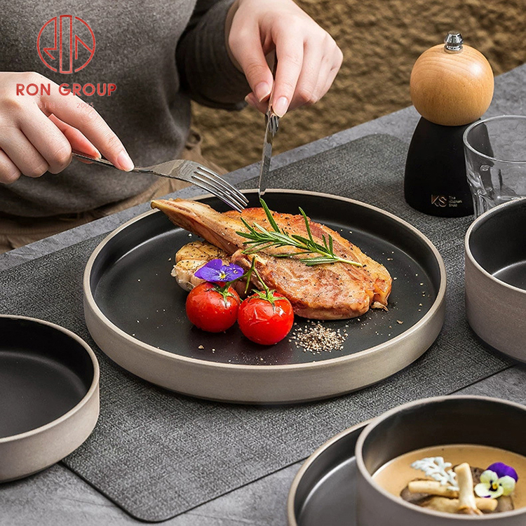 Zen Style Khaki & Matte Black Two-Tone Minimalist Ceramic Tableware Set