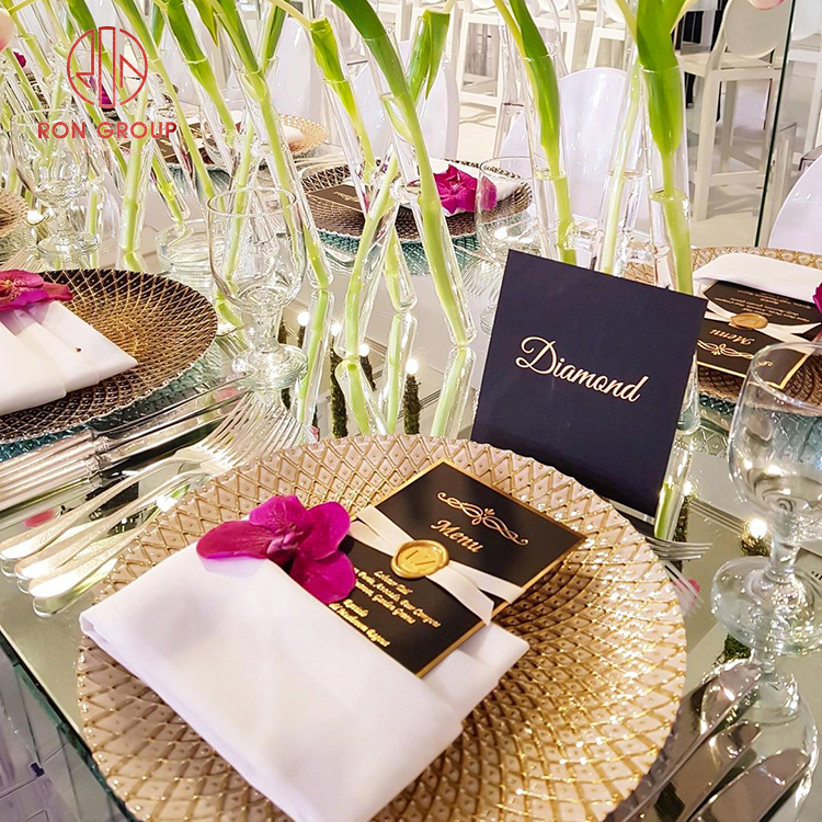 Luxury Modern Glass Charger Plate with Gold Rim - Minimalist Banquet Collection