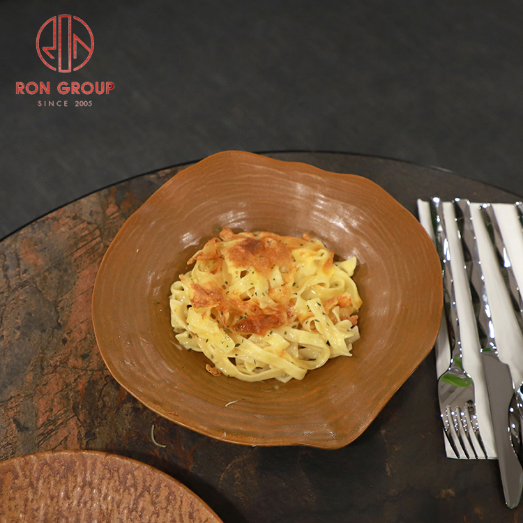 9-Inch Luxury Salad Shallow Bowl – Gold-Speckled Ceramic Serving Bowl for Hotel & Restaurant