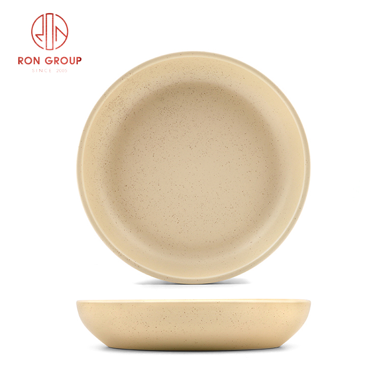 Cream Beige Porcelain Dinnerware Set with Vintage Glaze for Restaurants and Cafés
