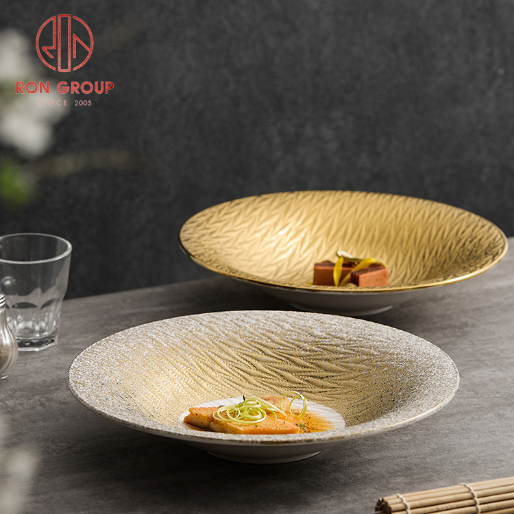 Full-Gold Flocculent Textured Wide-Rim Nest Plate – Luxury Ceramic Tableware for Hotel & Restaurant