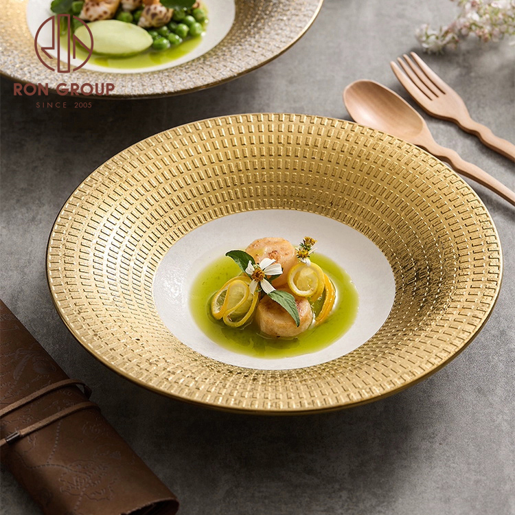 Full-Gold Checkerboard Wide-Rim Dinner Plate – Luxe Ceramic Tableware for Hotel & Restaurant Service