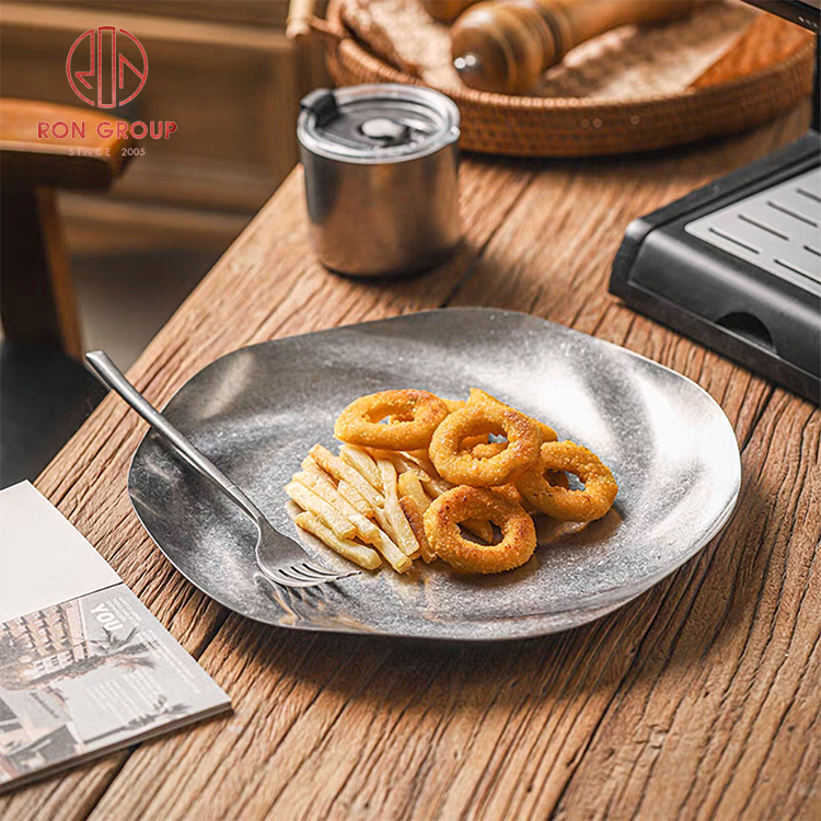 Water-Wave Stainless Steel Dinner Plate – Stylish Metal Serving Plate for Restaurant Fried Food & Catering